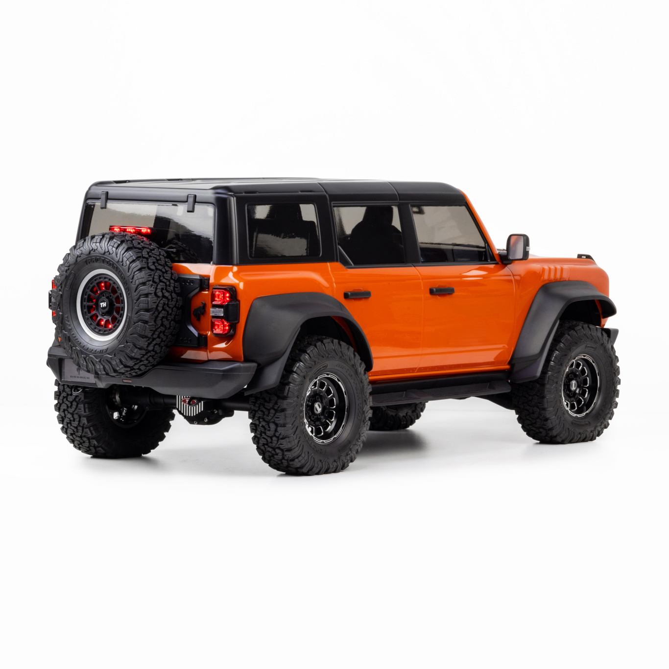 Traction Hobby Ford Bronco 1/8th — alternate view